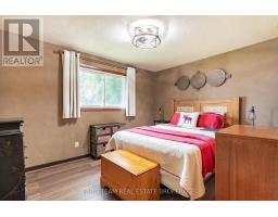 3114 Innisfil Beach Road, Innisfil, ON L9S4C7 Photo 16