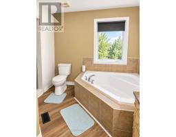 2607 Fallingwater Circle, Ottawa, ON K2J0R6 Photo 7