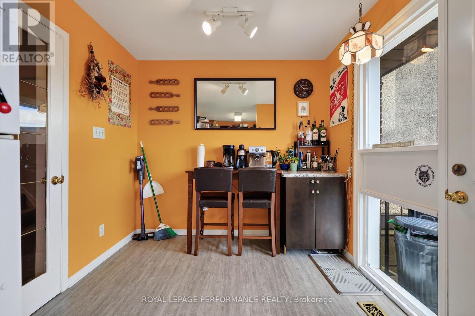 183 - 2111 Montreal Road