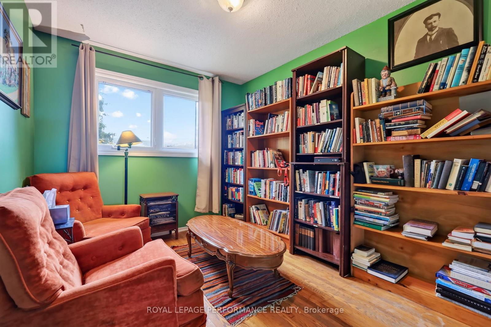 183 - 2111 Montreal Road