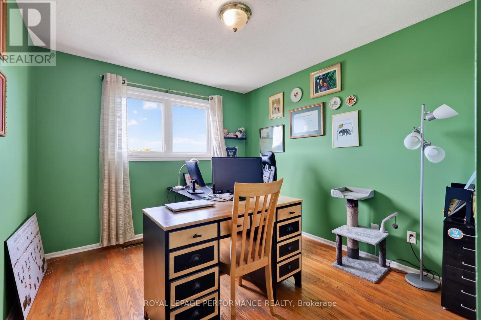 183 - 2111 Montreal Road