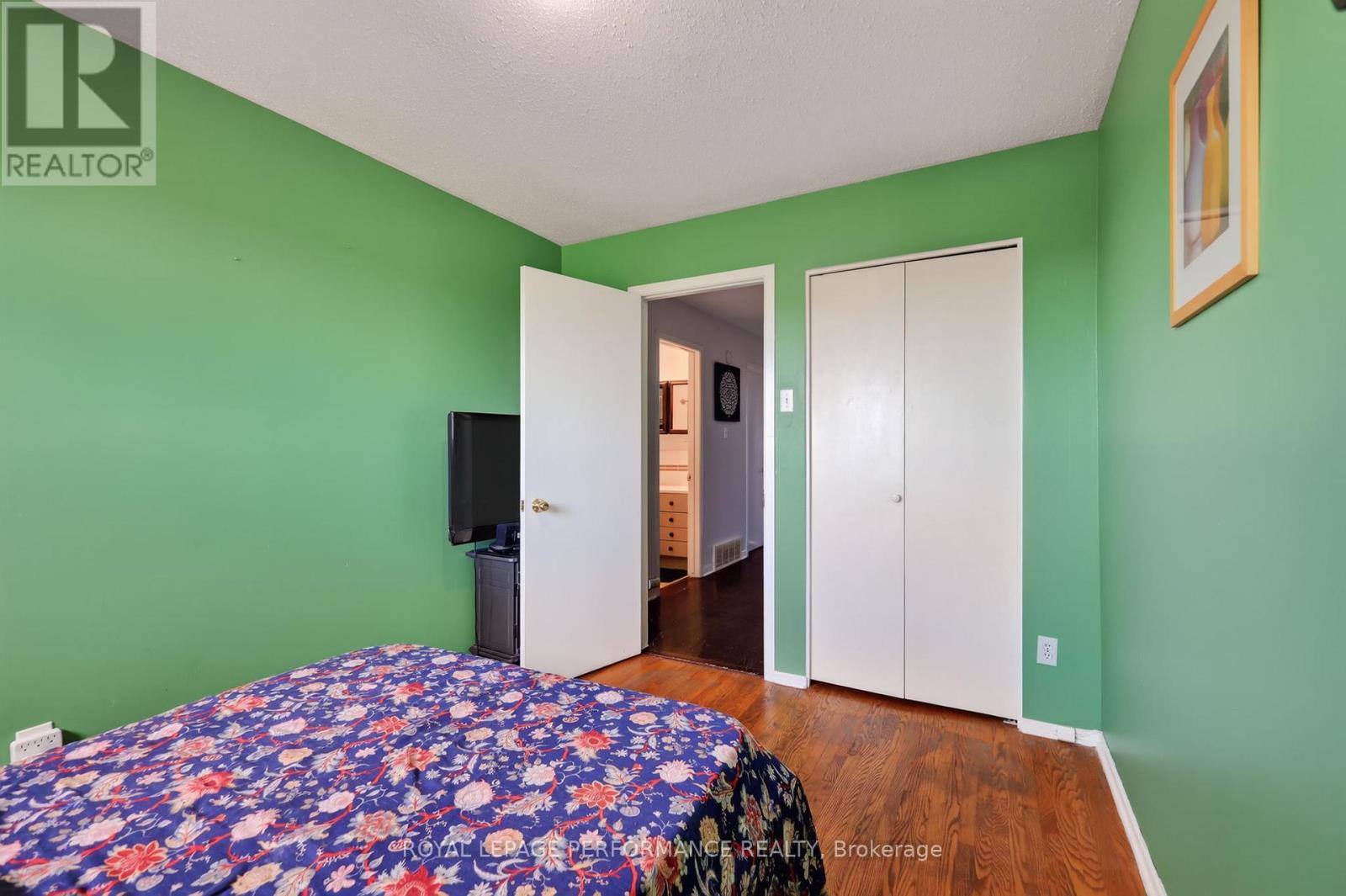 183 - 2111 Montreal Road