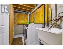 77 Stewart Maclaren Road, Halton Hills, ON L7G5L8 Photo 17