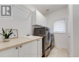 2456 Bon Echo Drive, Oakville, ON L6H7P9 Photo 23
