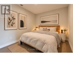 303 - 530 Indian Grove, Toronto, ON M6P0B3 Photo 14