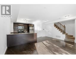 Th135 - 5 Elsie Lane, Toronto, ON M6P3N3 Photo 9