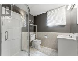 1069 Alexandra Avenue, Mississauga, ON L5E2A1 Photo 28