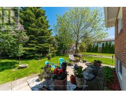 1069 Alexandra Avenue, Mississauga, ON L5E2A1 Photo 39