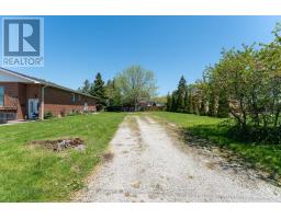 1067 Alexandra Avenue, Mississauga, ON L5E2A1 Photo 11