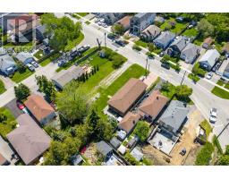 1067 Alexandra Avenue, Mississauga, ON L5E2A1 Photo 6