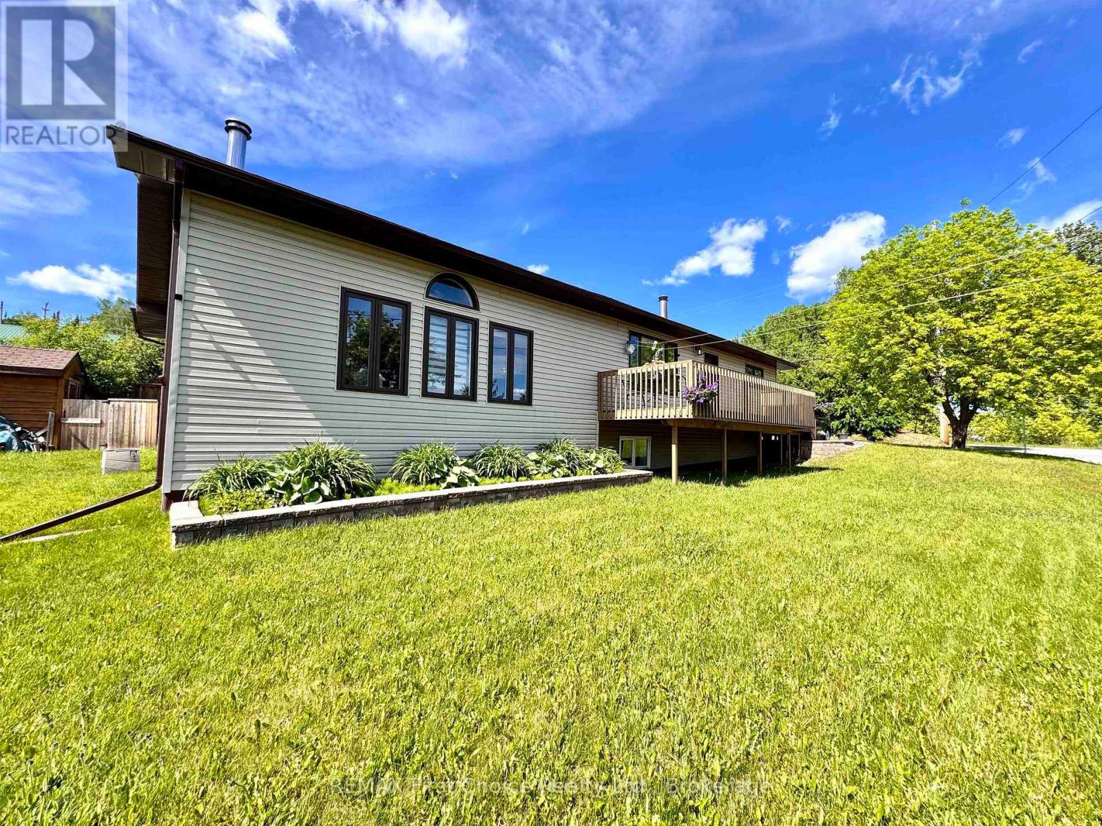 17 KENORA ROAD - 5