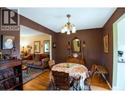 18 Claudette Gate, Hamilton, ON L9B1T5 Photo 10