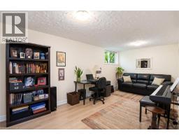18 Claudette Gate, Hamilton, ON L9B1T5 Photo 25