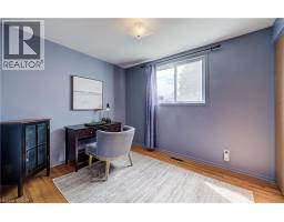 30 Kingswood Drive, Kitchener, ON N2E1A7 Photo 14