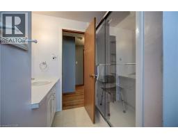 30 Kingswood Drive, Kitchener, ON N2E1A7 Photo 18