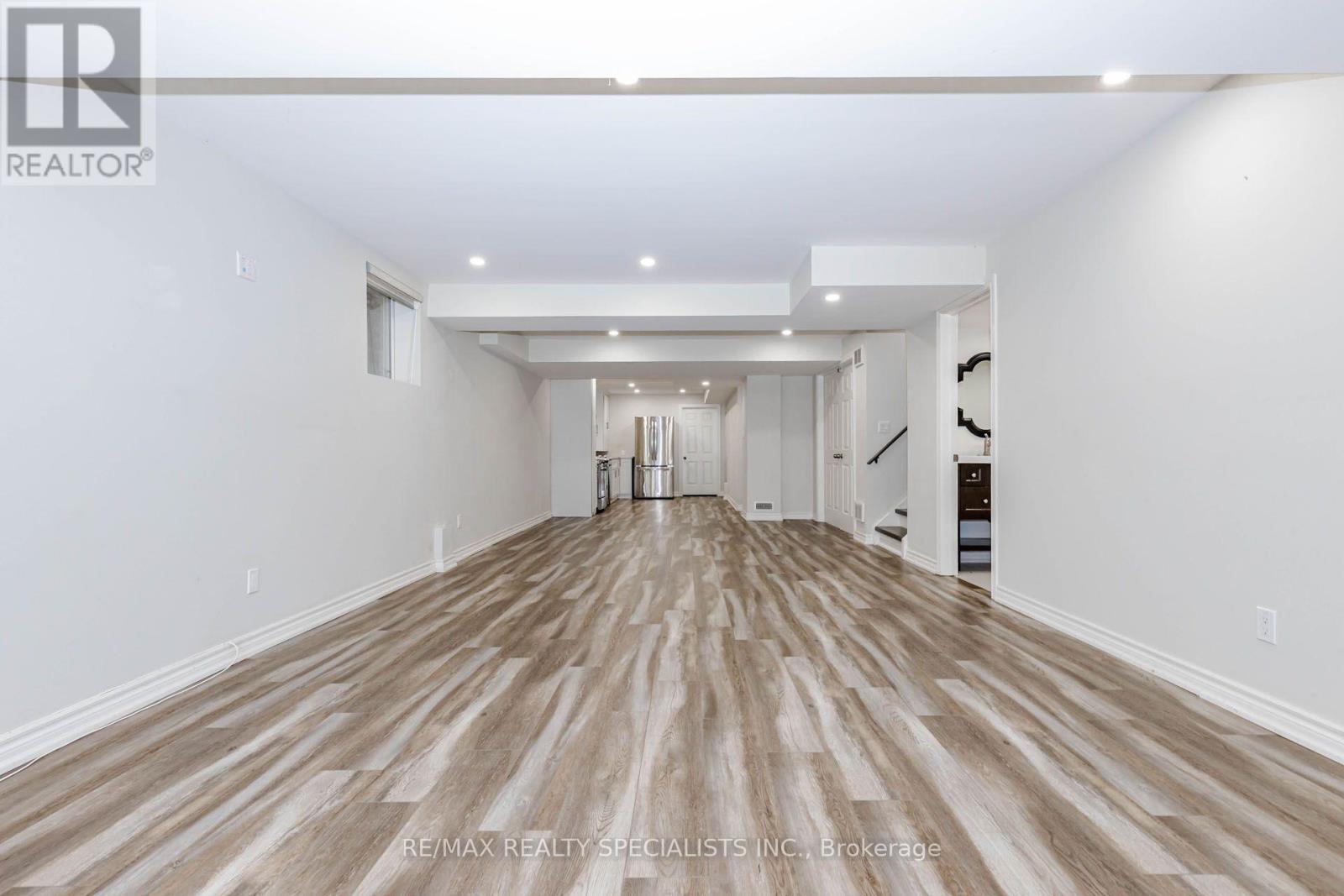117 NORMA CRESCENT - 36