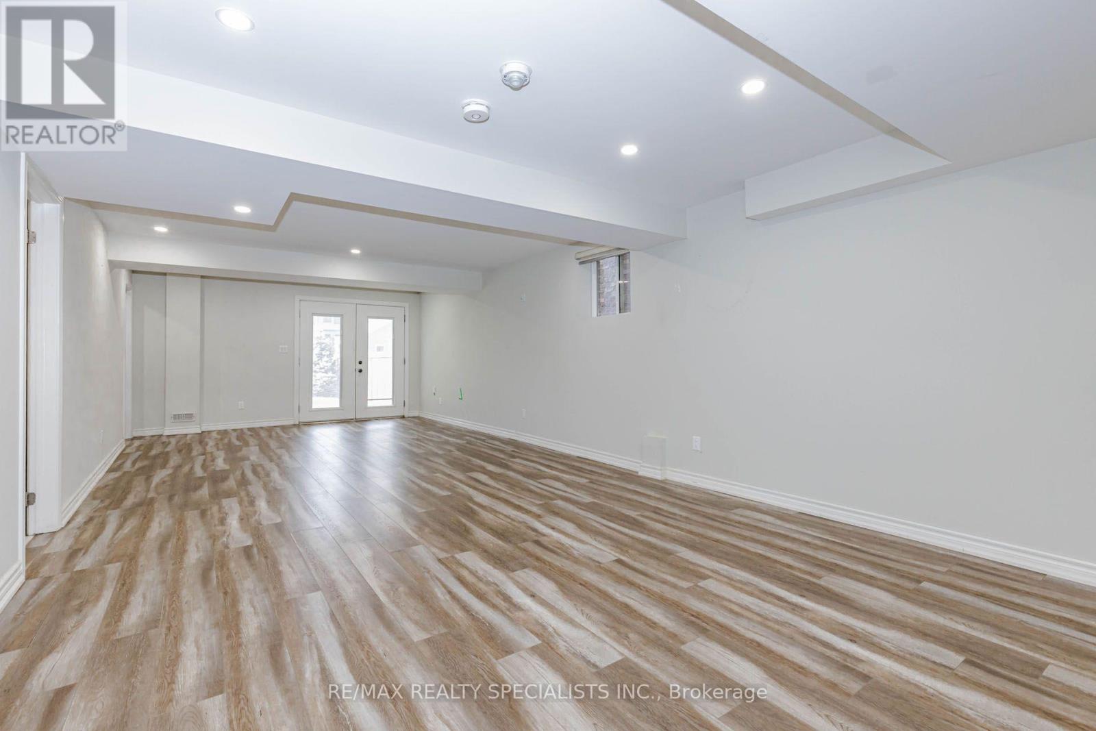 117 NORMA CRESCENT - 37