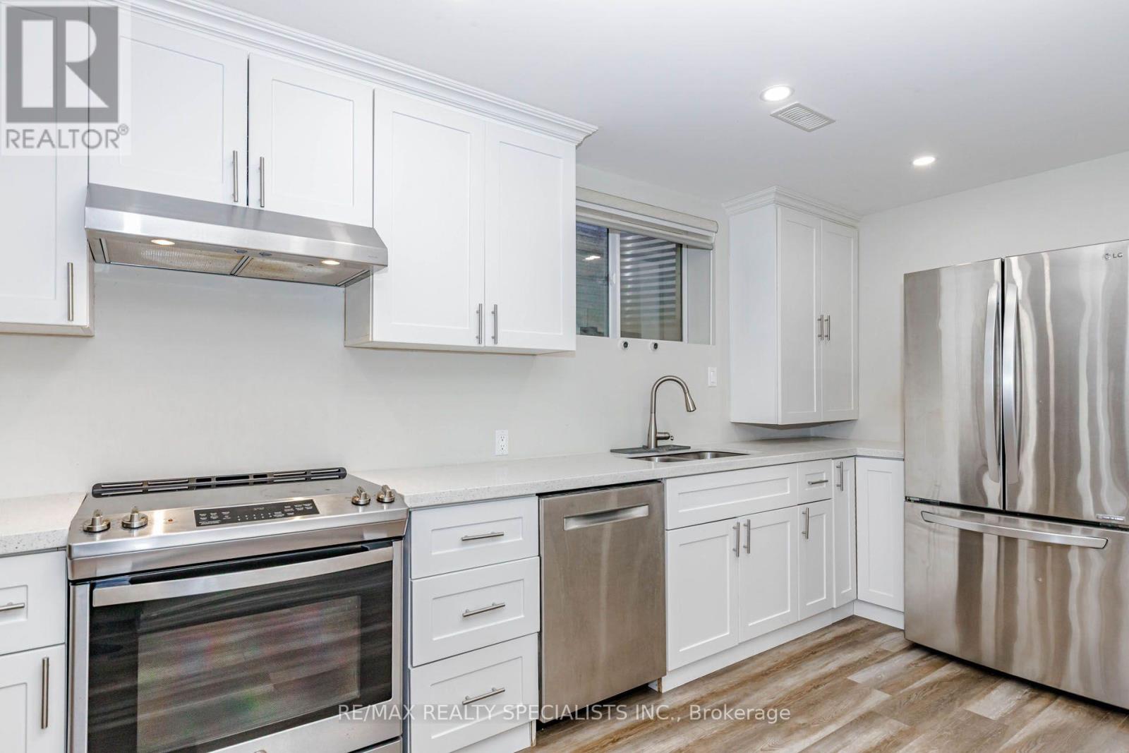 117 NORMA CRESCENT - Image 39