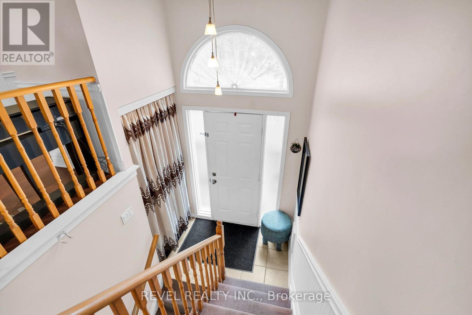 302 SHELBURNE PLACE - 3