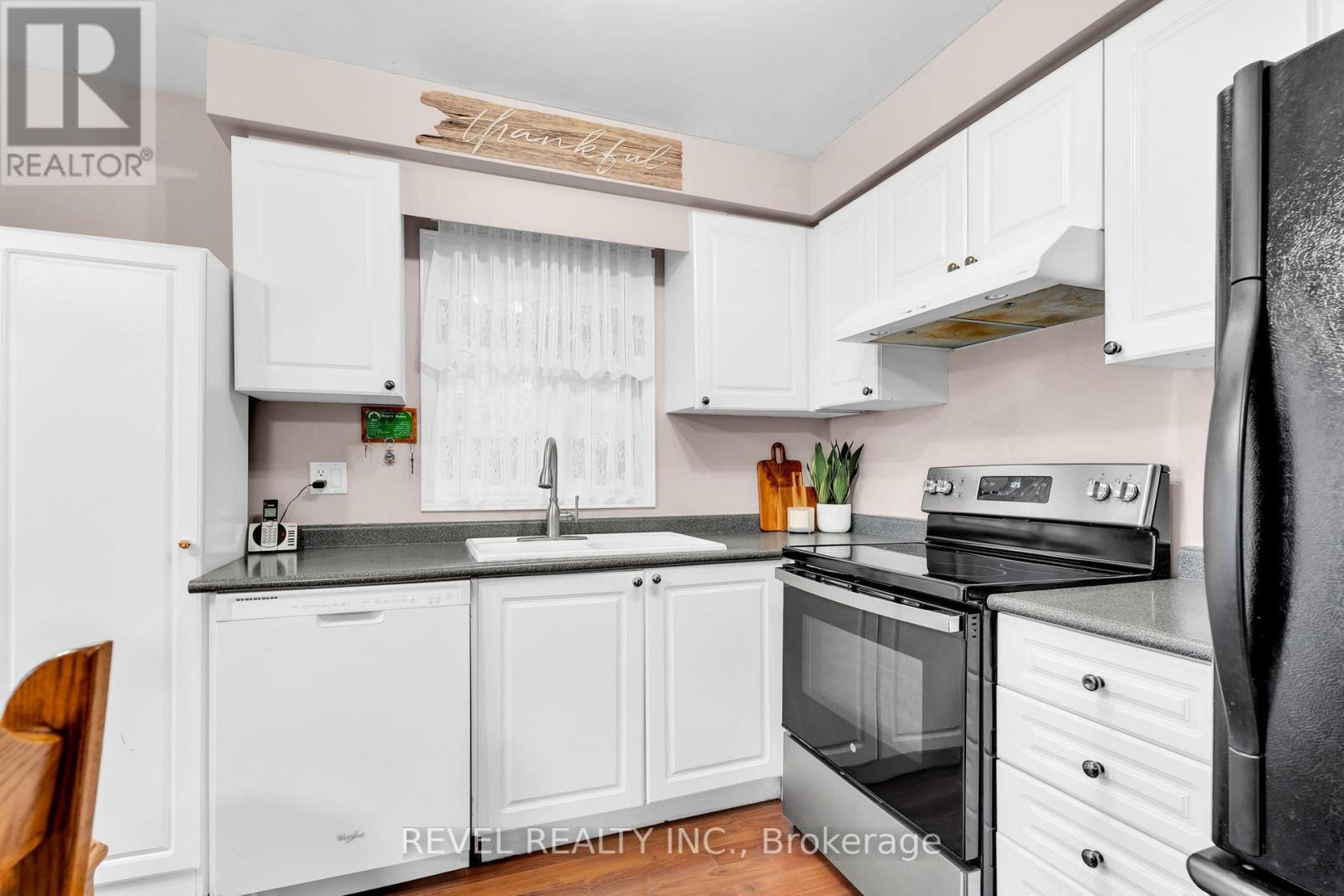 302 SHELBURNE PLACE - Image 7