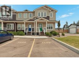 1402, 210 Firelight Way W - photo 2