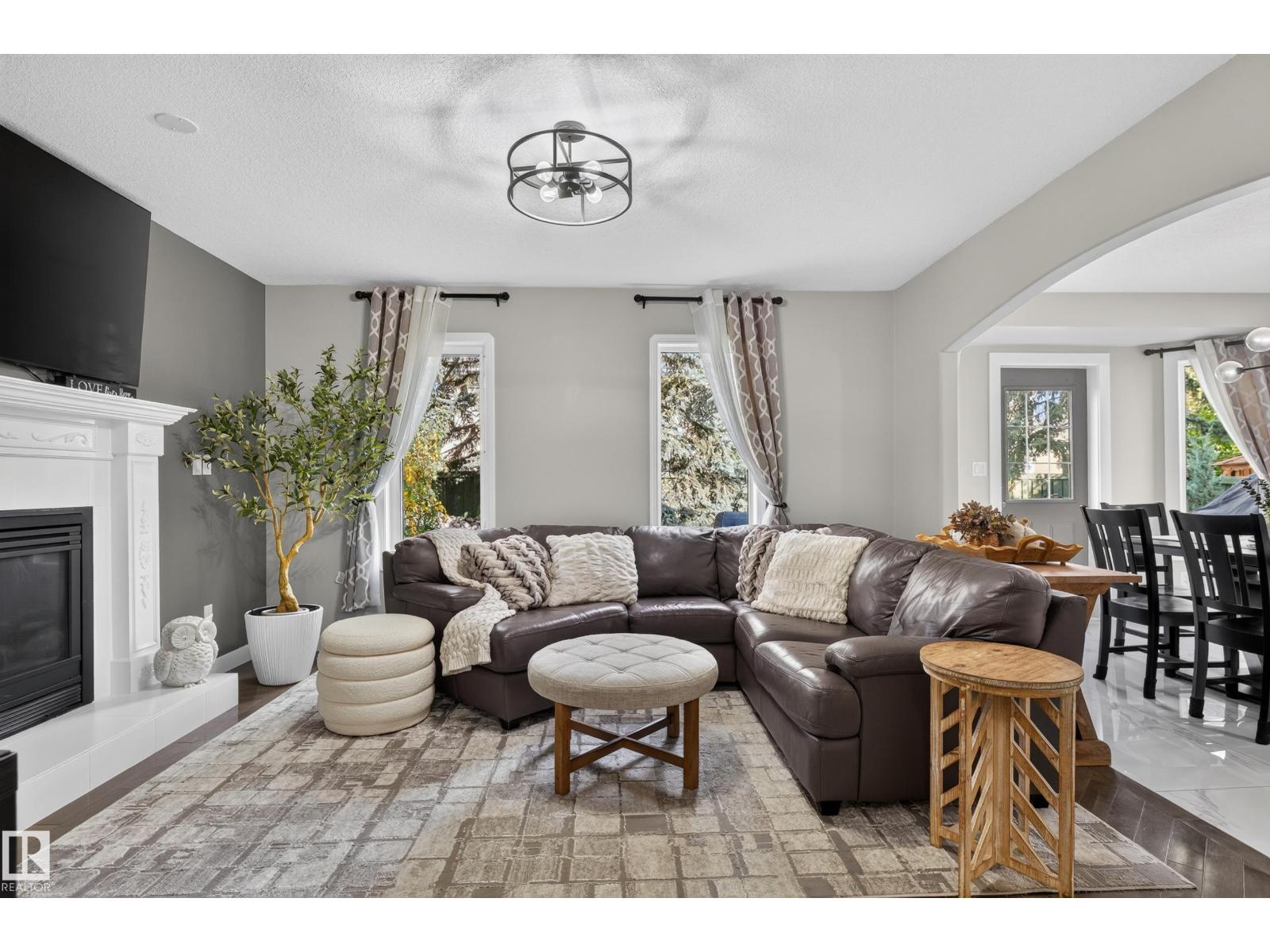 1643 WELBOURN COVE CV NW - 33