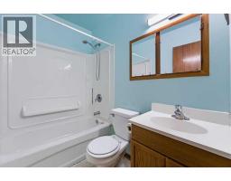 2731 & 2733, 2731 17 Street Nw, Calgary, AB T2M3S5 Photo 25