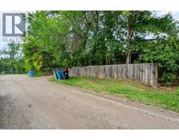 2731 & 2733, 2731 17 Street Nw, Calgary, AB T2M3S5 Photo 40