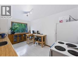 Primary Bedroom - 2731 & 2733, 2731 17 Street Nw, Calgary, AB T2M3S5 Photo 15