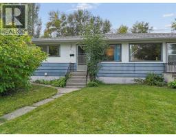 3pc Bathroom - 2731 & 2733, 2731 17 Street Nw, Calgary, AB T2M3S5 Photo 6