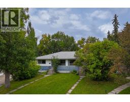 2731 & 2733, 2731 17 Street NW - photo 2