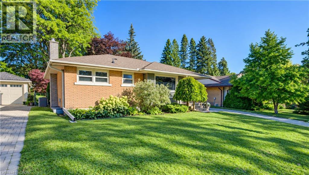 122 BRANDON Avenue — photo 3