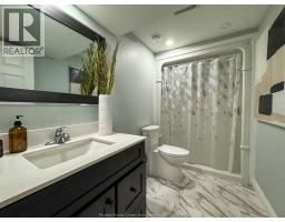11926 Boulder, Windsor, ON N8P1Z6 Photo 38