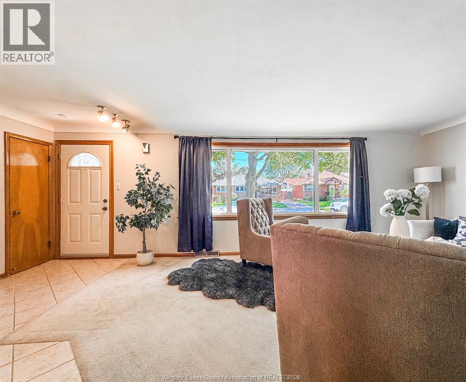 1309 JOSEPHINE - 11