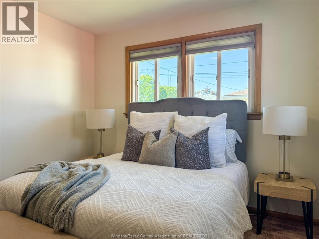 1309 JOSEPHINE - 20