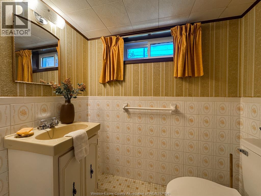 1309 JOSEPHINE - Image 29