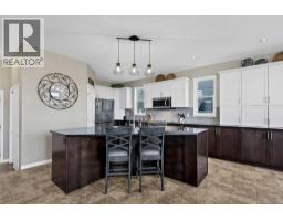 Primary Bedroom - 202 Windridge Road Sw, Airdrie, AB T4B3R9 Photo 8