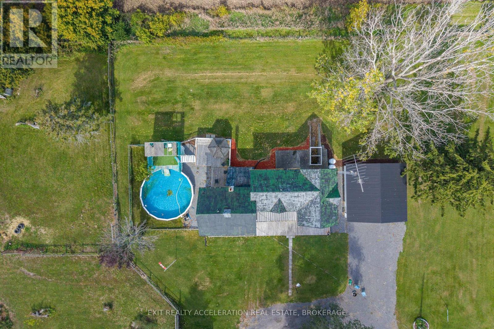 1696 STOREY STREET - 39