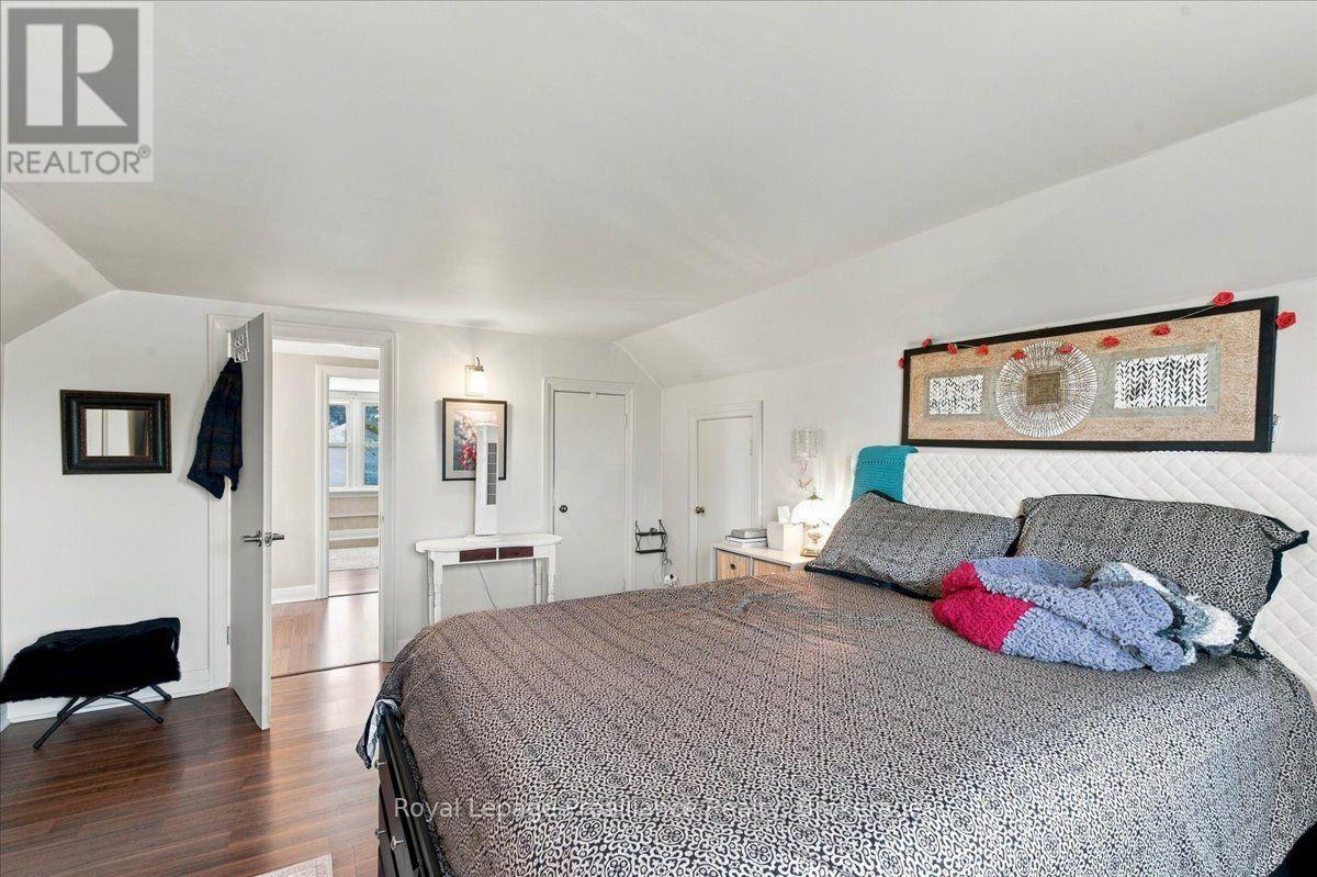 93 BAY DRIVE - 25