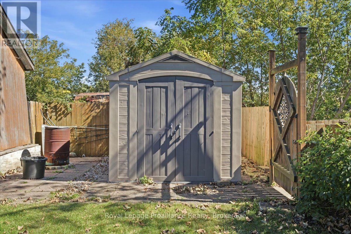 93 Bay Drive, Belleville, ON photo 36