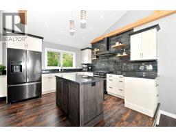 6802 42a Avenue, Camrose, AB T4V3S4 Photo 16
