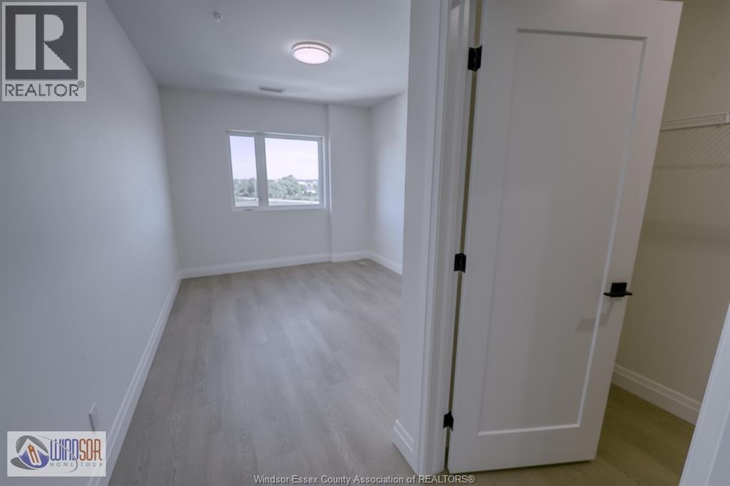 4300 Laurier Parkway — photo 36