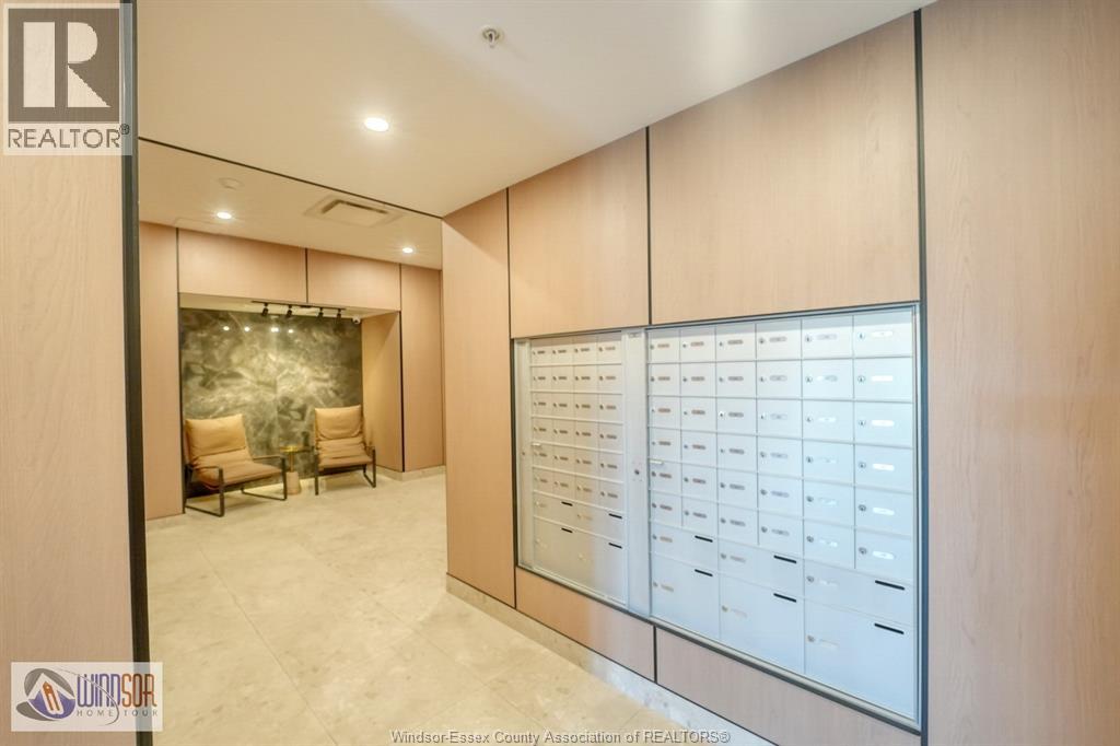 4300 Laurier Parkway — photo 7