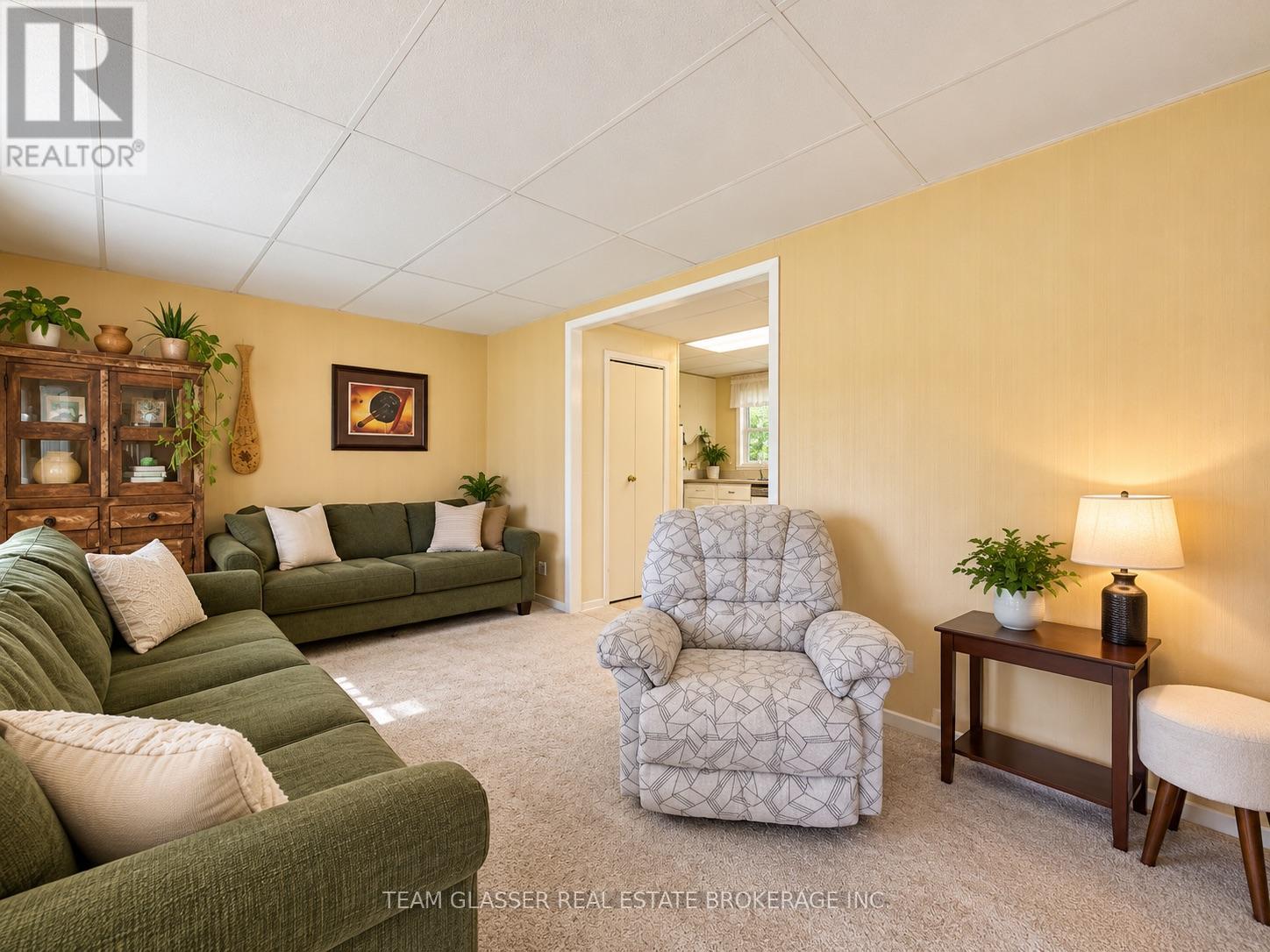 23014 SPRINGWELL ROAD - Image 11