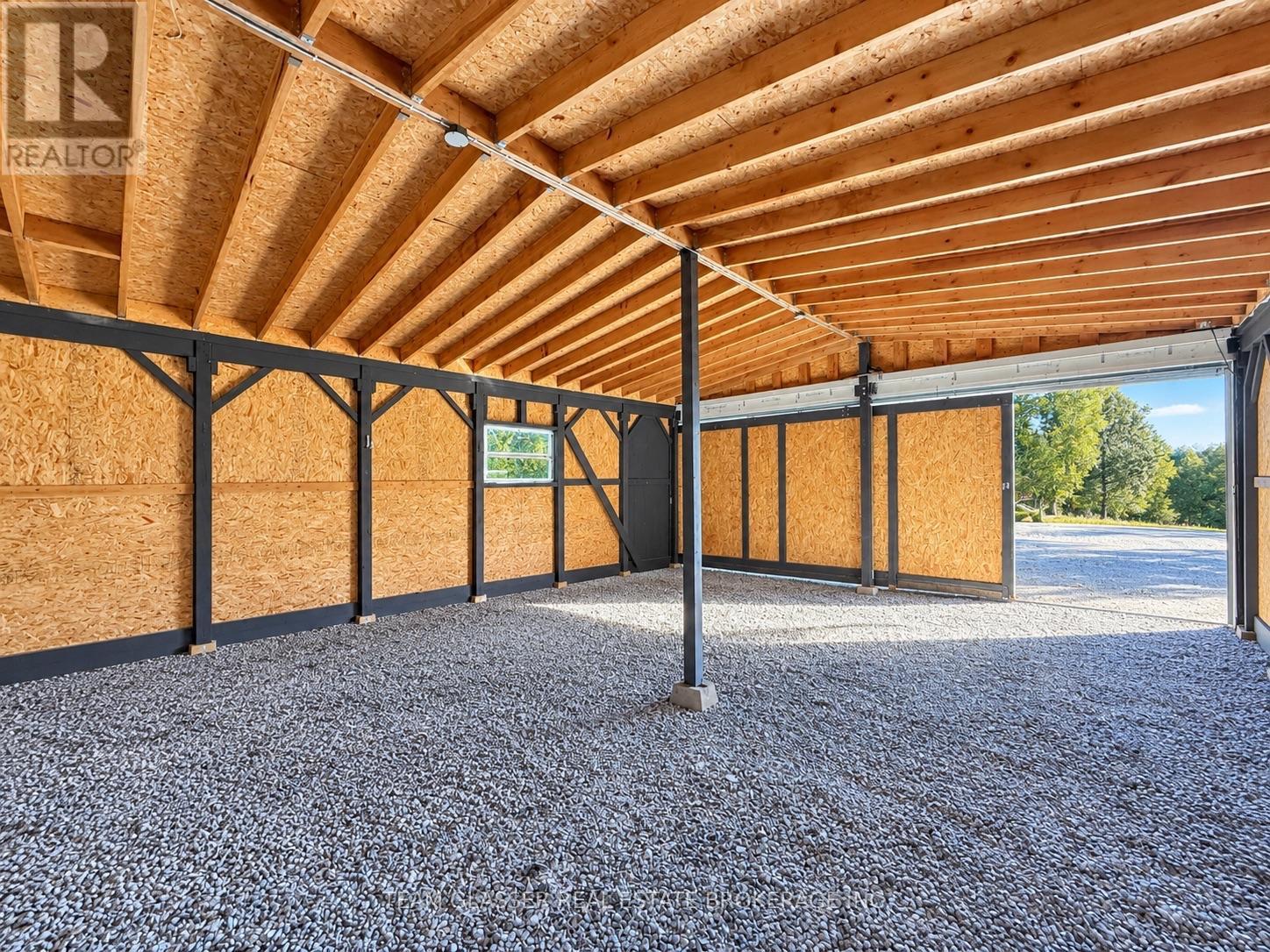 23014 SPRINGWELL ROAD - Image 20