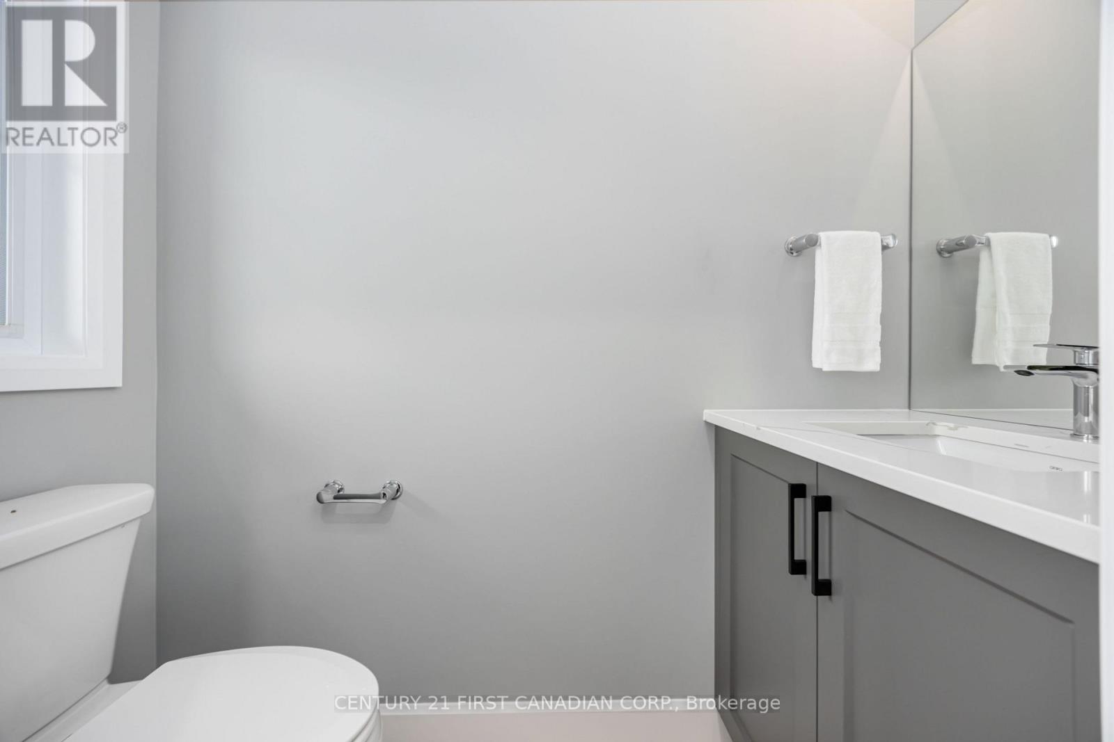 5 POSTMA CRESCENT - Image 5