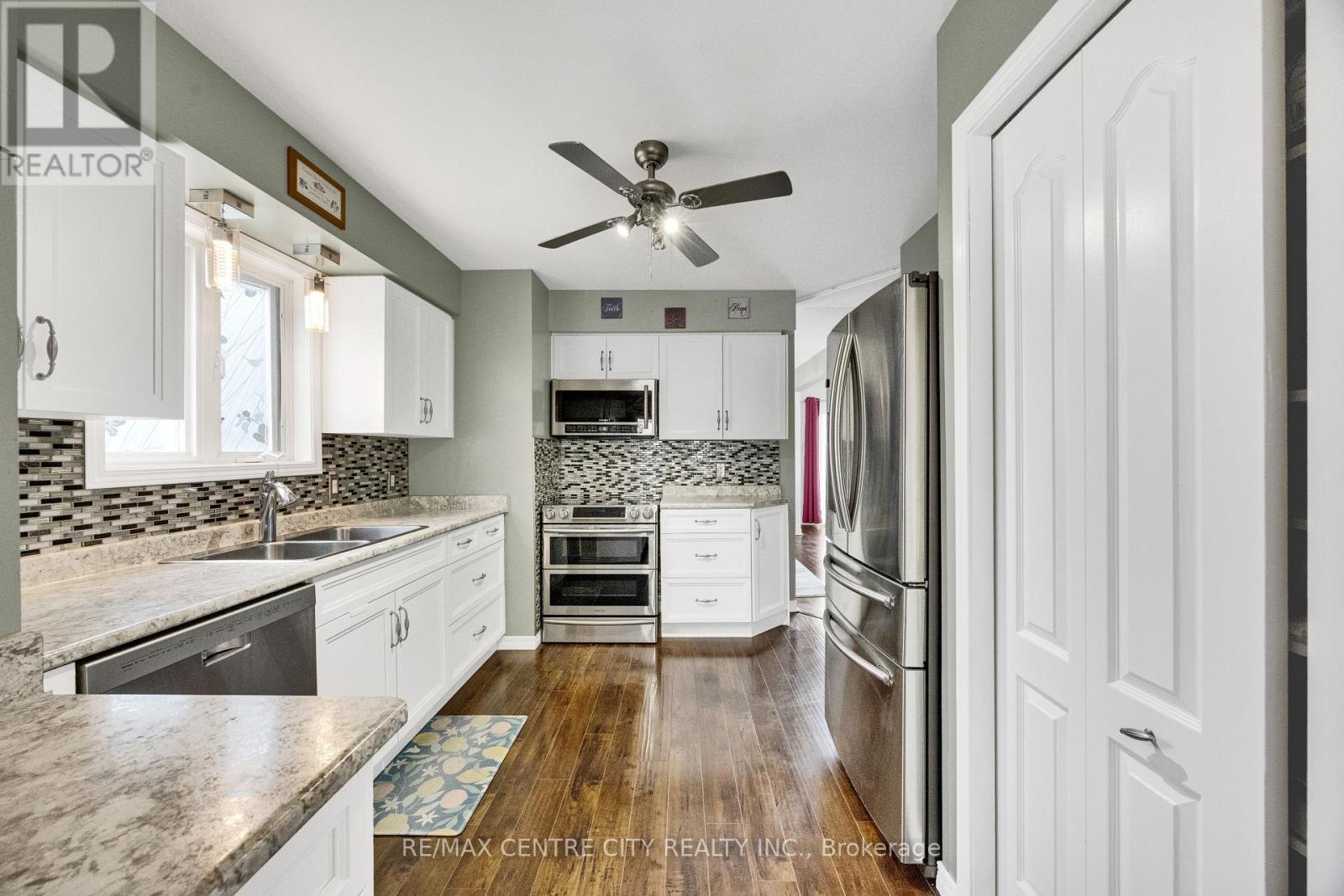 #26 195 BARKER STREET - Image 10