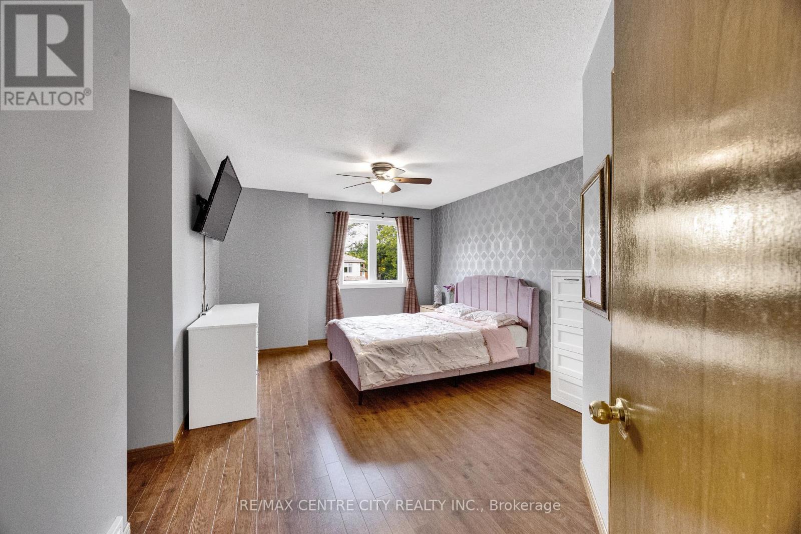#26 195 BARKER STREET - Image 29