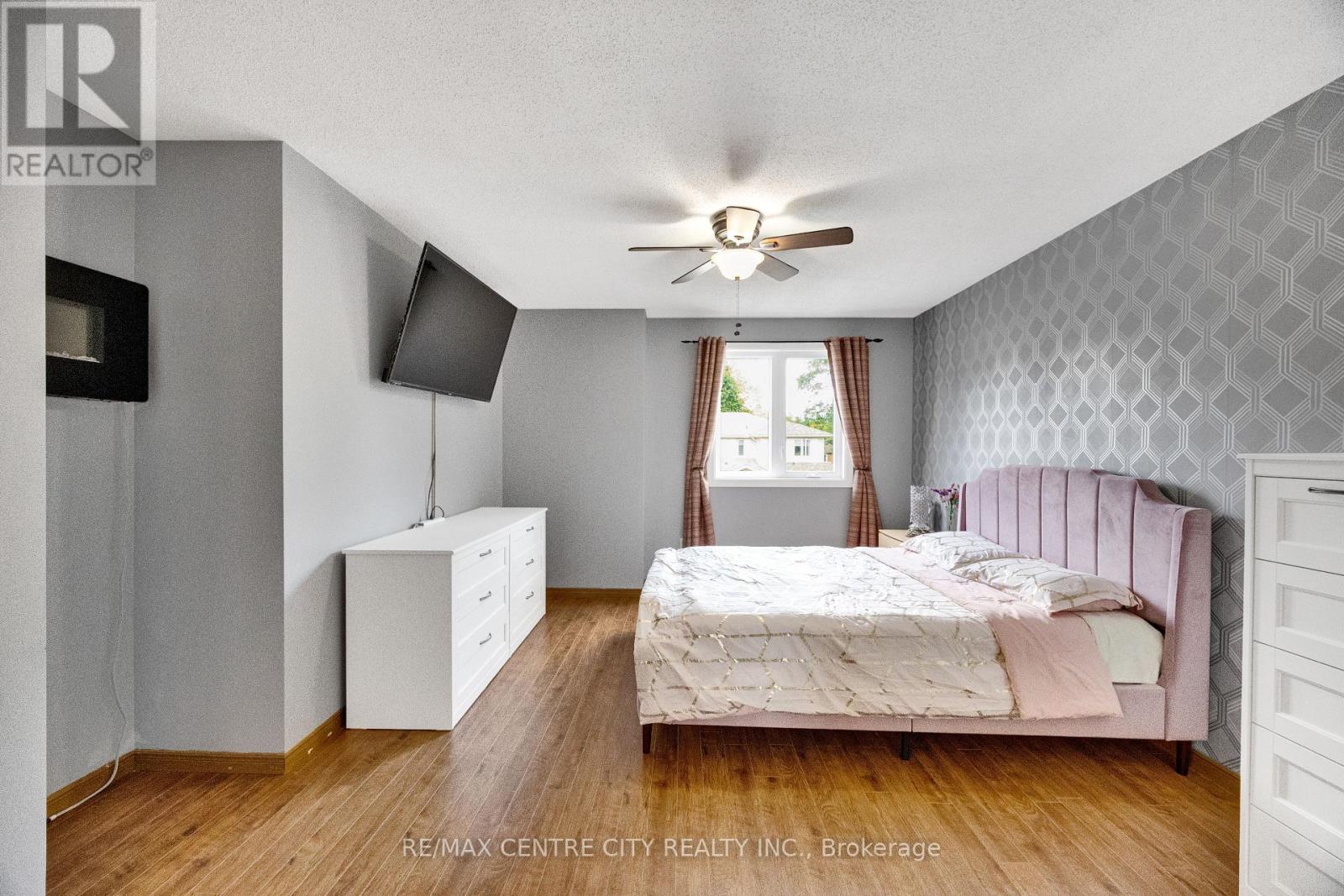 #26 195 BARKER STREET - Image 31