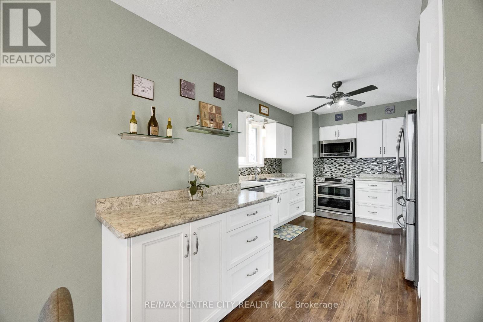 #26 195 BARKER STREET - Image 9